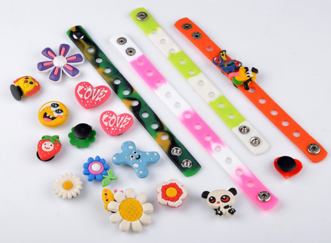 Promotional holes style adjustable bracelets , Colored Rubber Bracelets Metal Button
