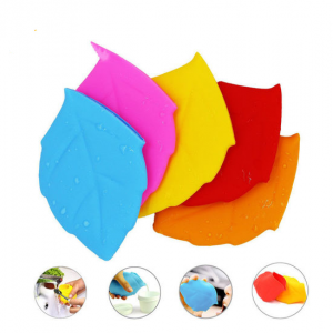 BPA Free Food Grade reusable water cups Silicone portable water cup for outdoor